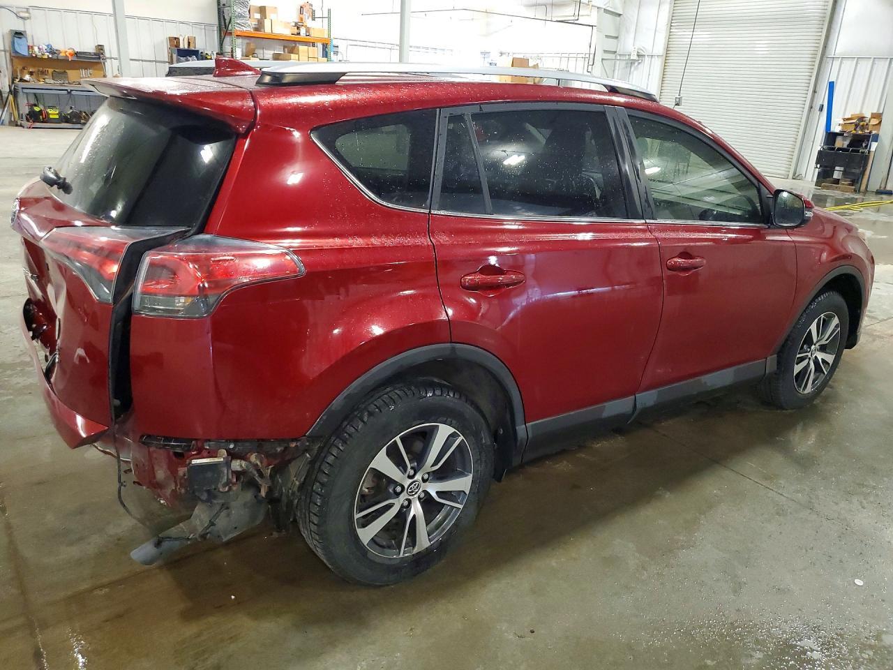 2018 Toyota Rav4 Xle - Image 3