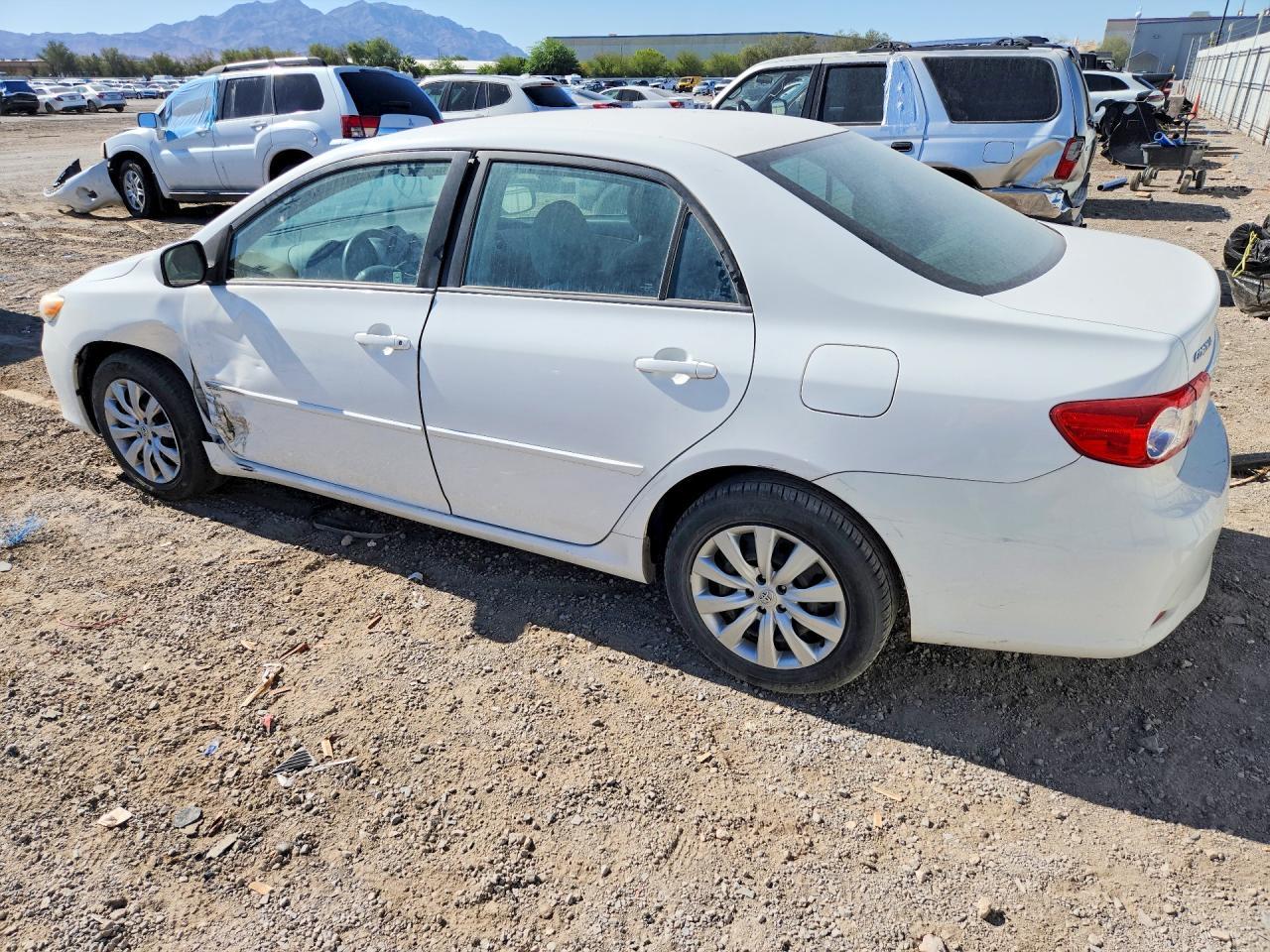 2012 Toyota Corolla Le - Фото 2