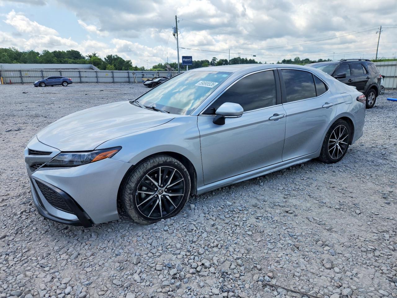 2023 Toyota Camry Hybrid Se