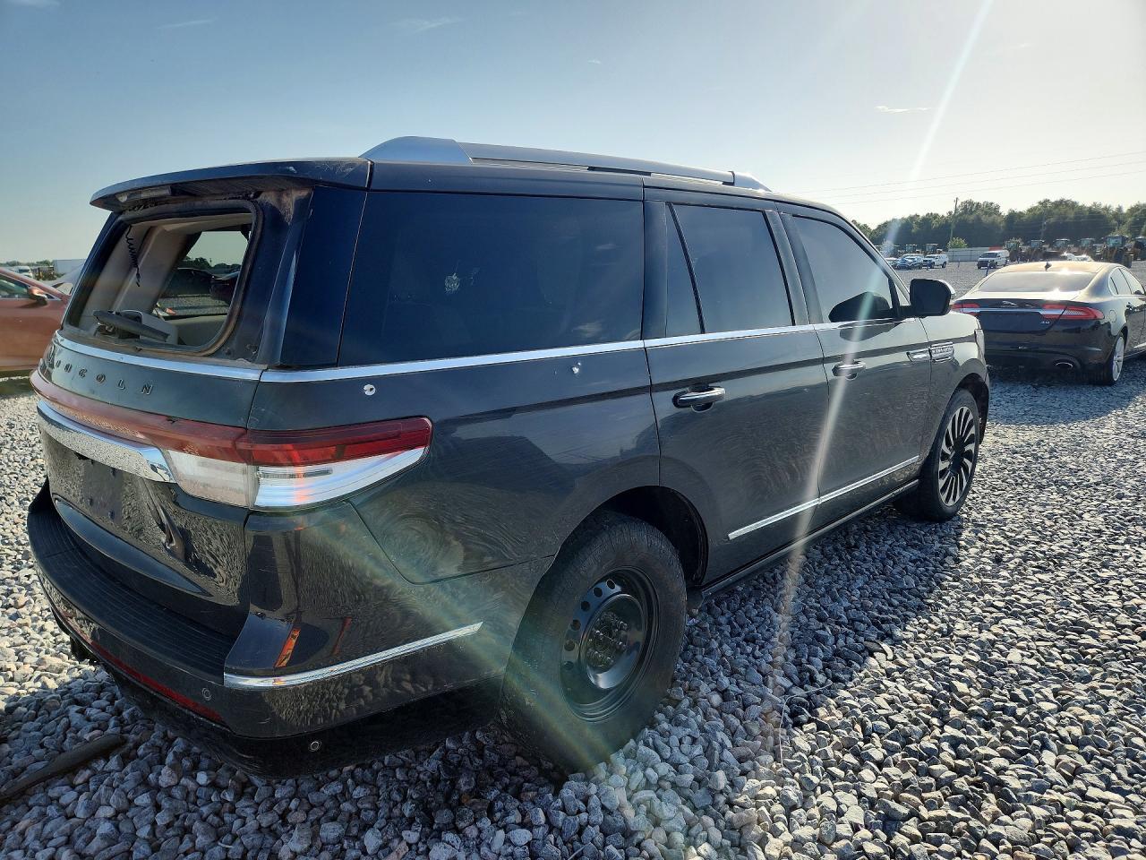 2023 Lincoln Navigator Black Label - Фото 3