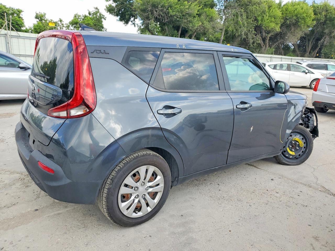 2020 Kia Soul Lx - Фото 3