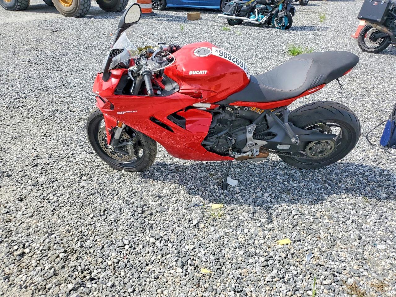 2023 Ducati Supersport - Image 3