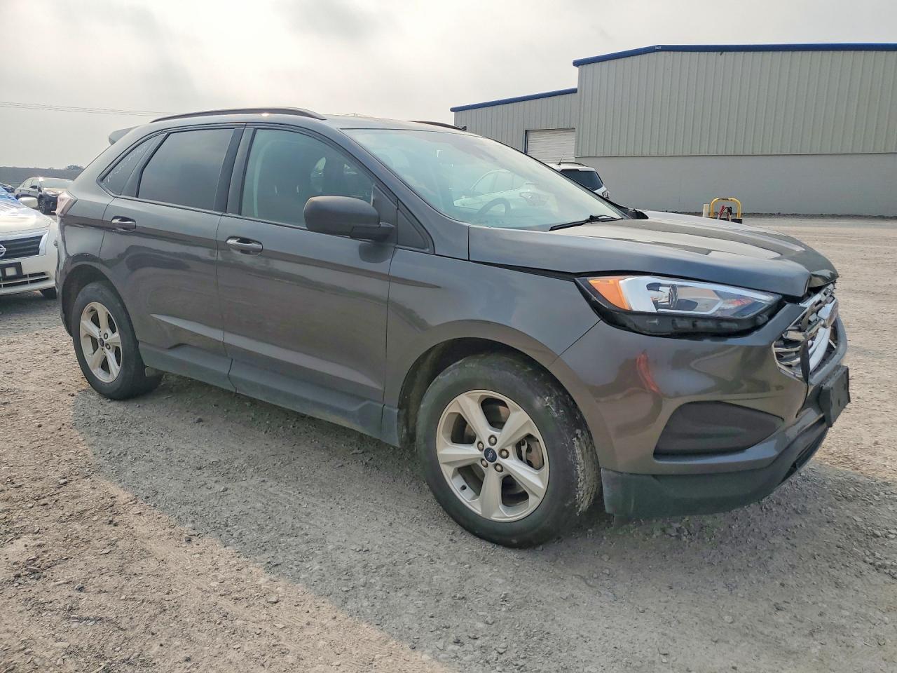 2020 Ford Edge Se - Фото 4
