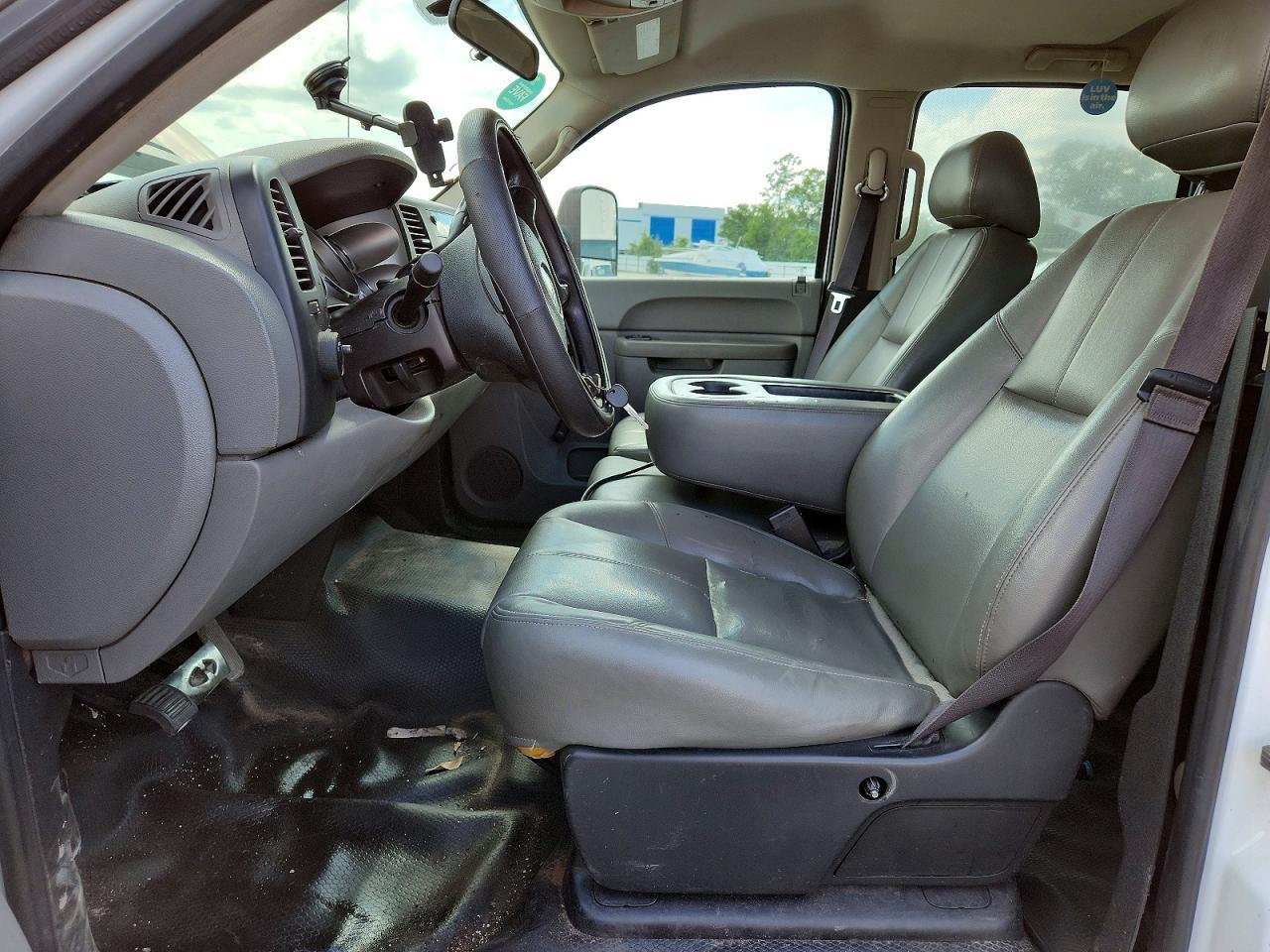 2013 GMC Sierra C3500 - Image 7