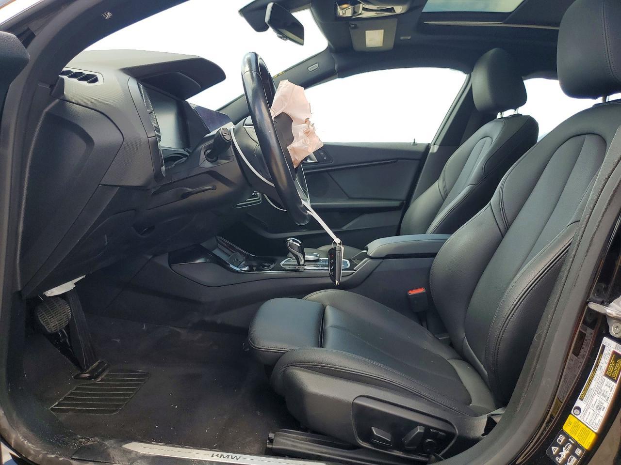 2024 BMW 228Xi - Фото 7