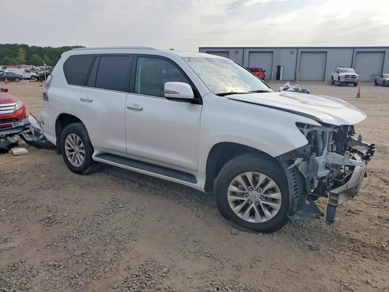 2023 Lexus Gx 460 - Фото 4