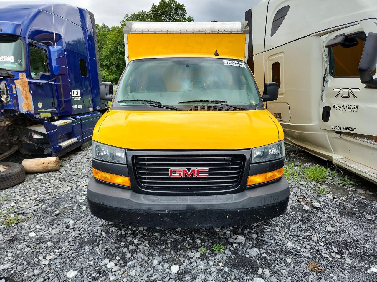 2023 GMC Savana Cut - Box Truck - Фото 5