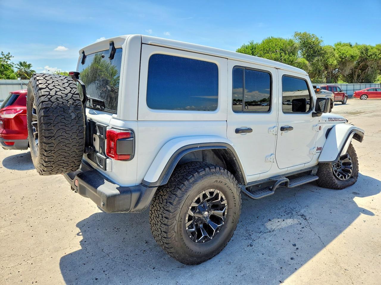 2025 Jeep Wrangler Rubicon - Фото 3