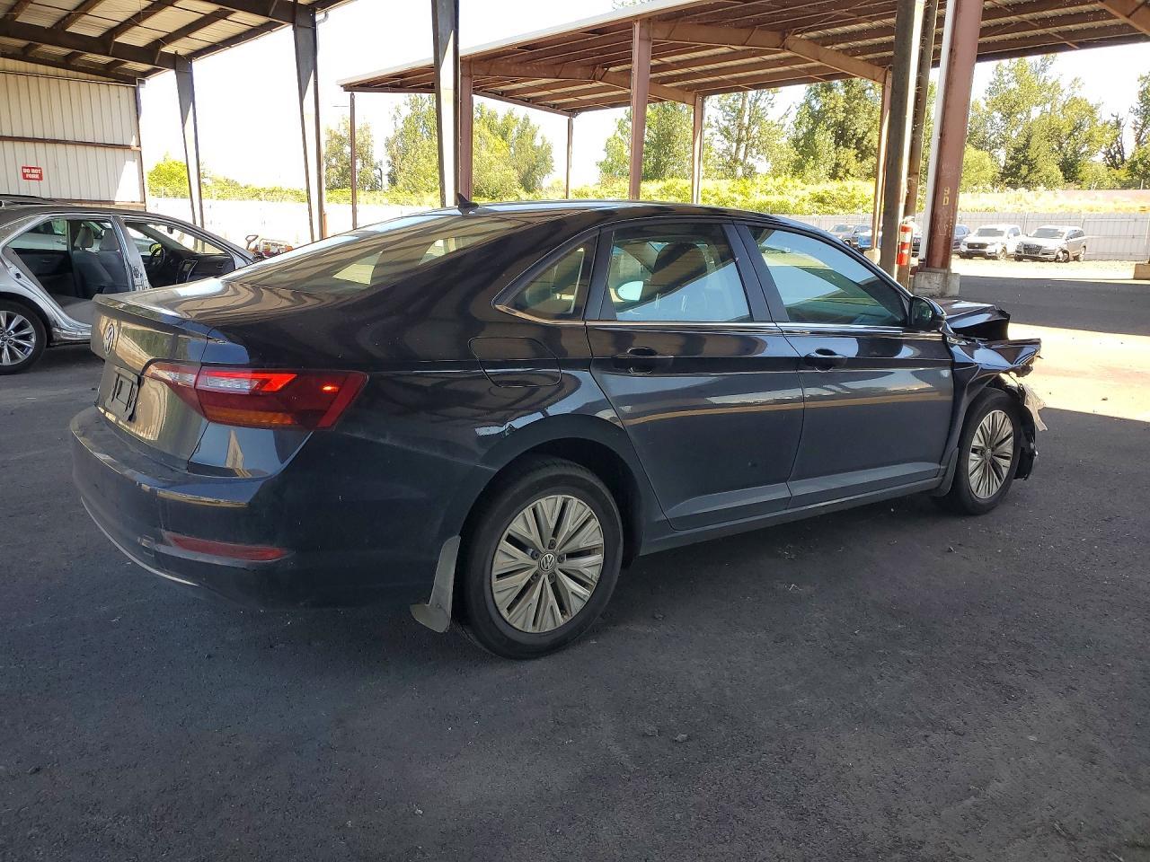 2019 Volkswagen Jetta S - Фото 3