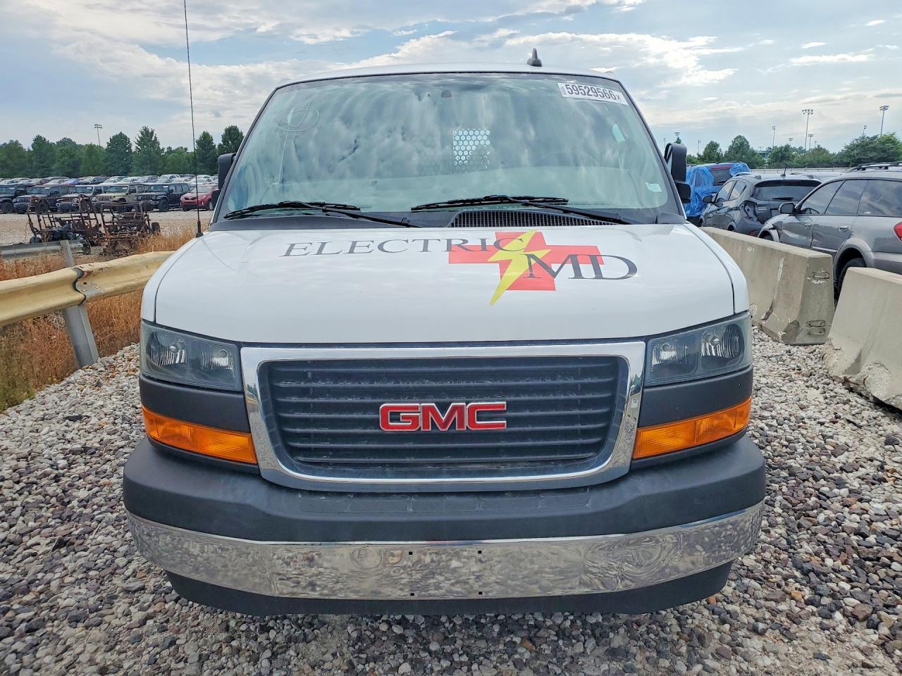 2023 GMC Savana G2500 - Image 5