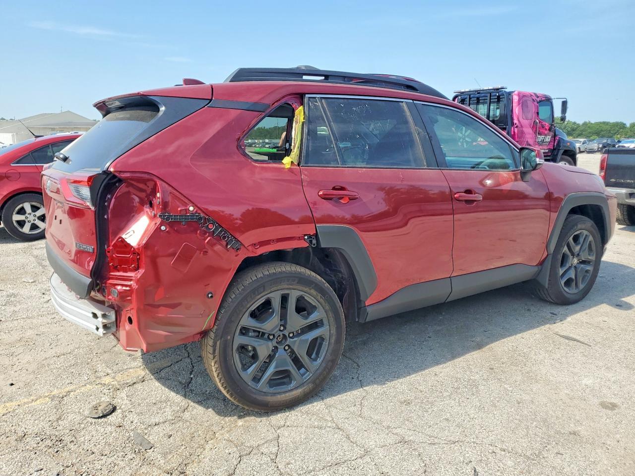 2022 Toyota Rav4 Adventure - Фото 3