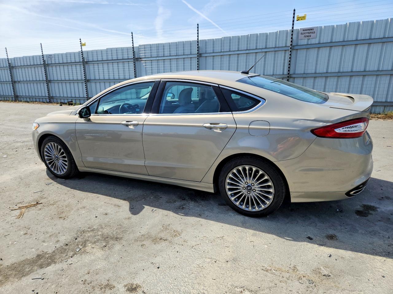 2015 Ford Fusion Titanium - Image 2