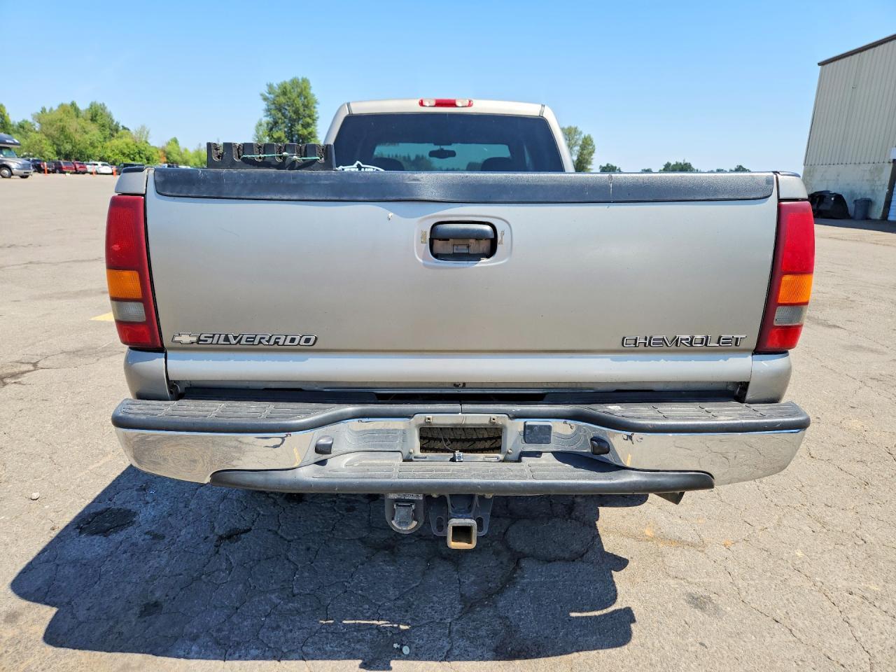 2002 Chevrolet Silverado C2500 Heavy Duty - Фото 6