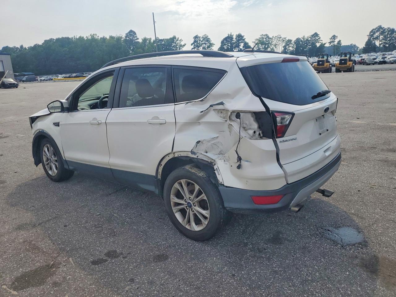 2018 Ford Escape Se - Image 2