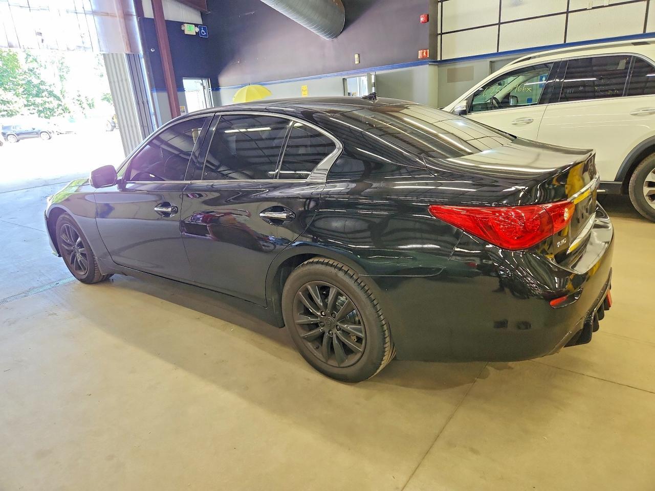 2015 Infiniti Q50 Premium - Image 2