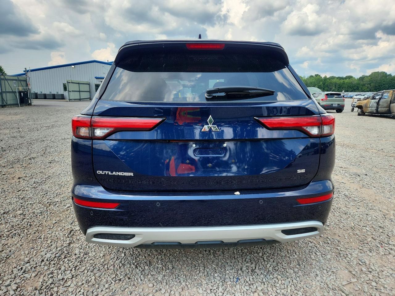 2024 Mitsubishi Outlander Se - Image 6