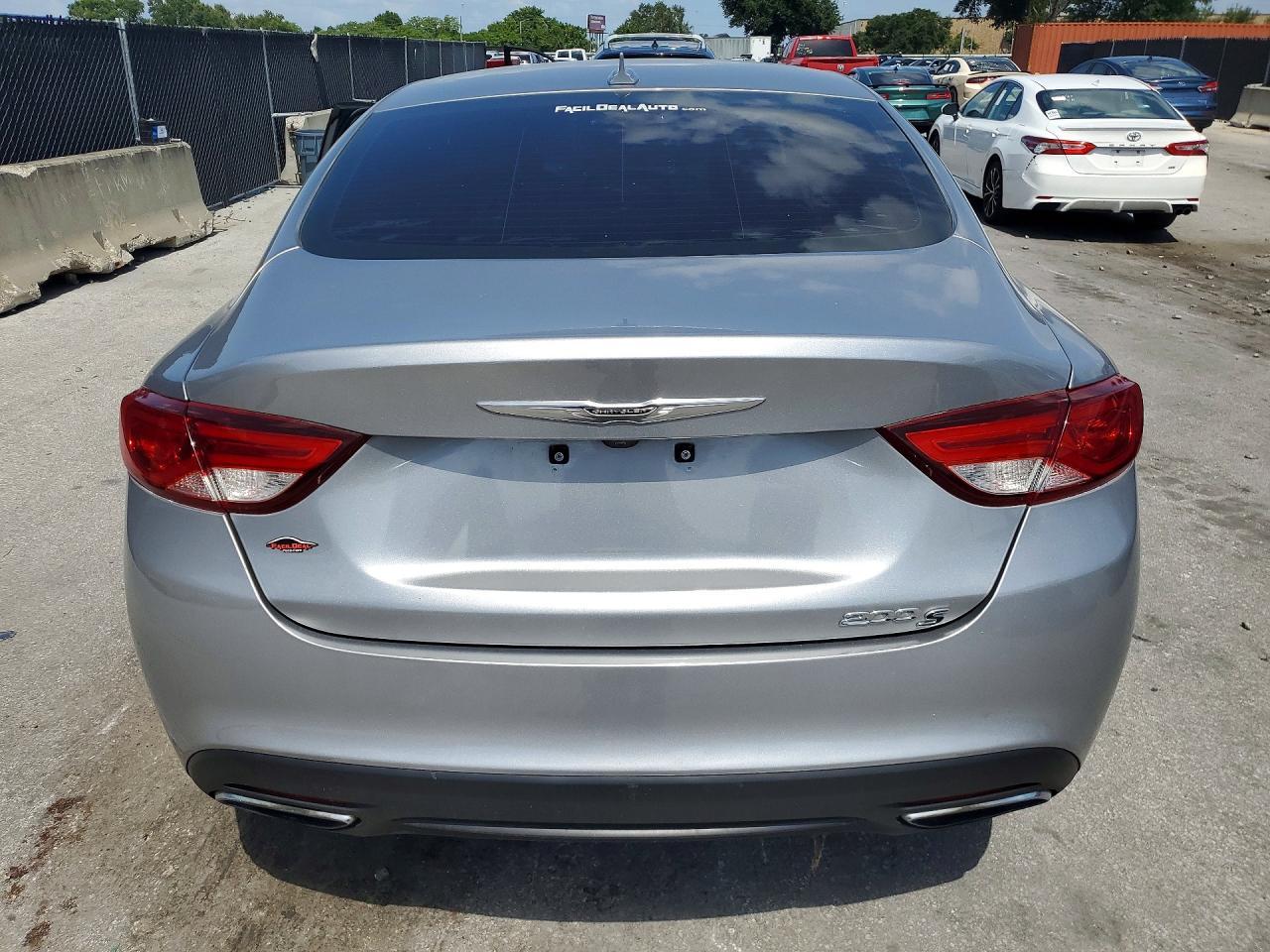 2016 Chrysler 200 S - Фото 6