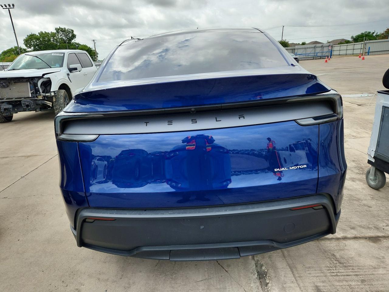 2026 Tesla Model Y - Image 6