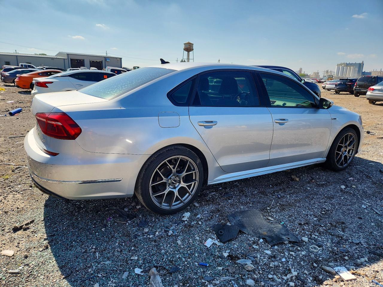 2018 Volkswagen Passat S - Image 3