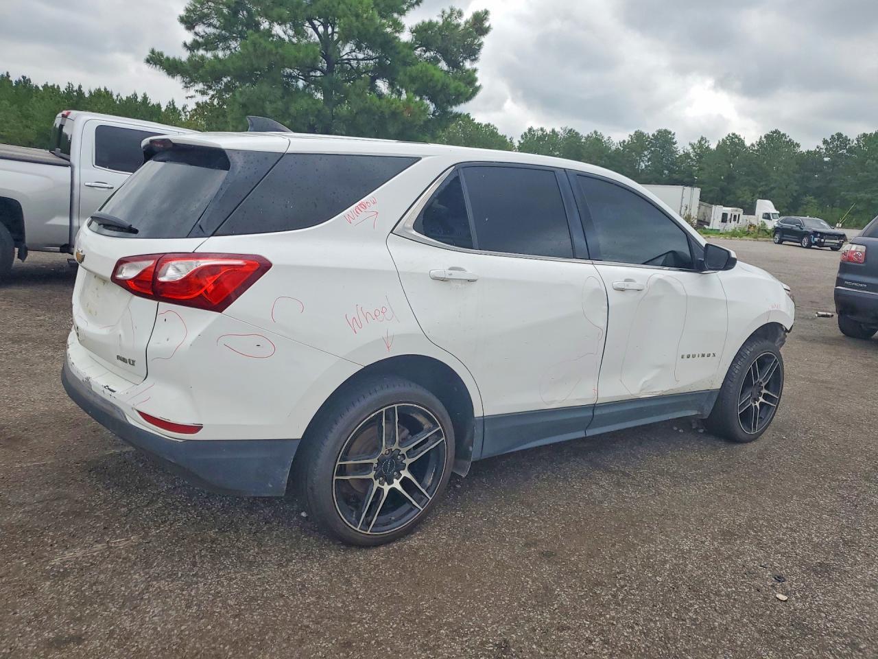 2018 Chevrolet Equinox Lt - Фото 3
