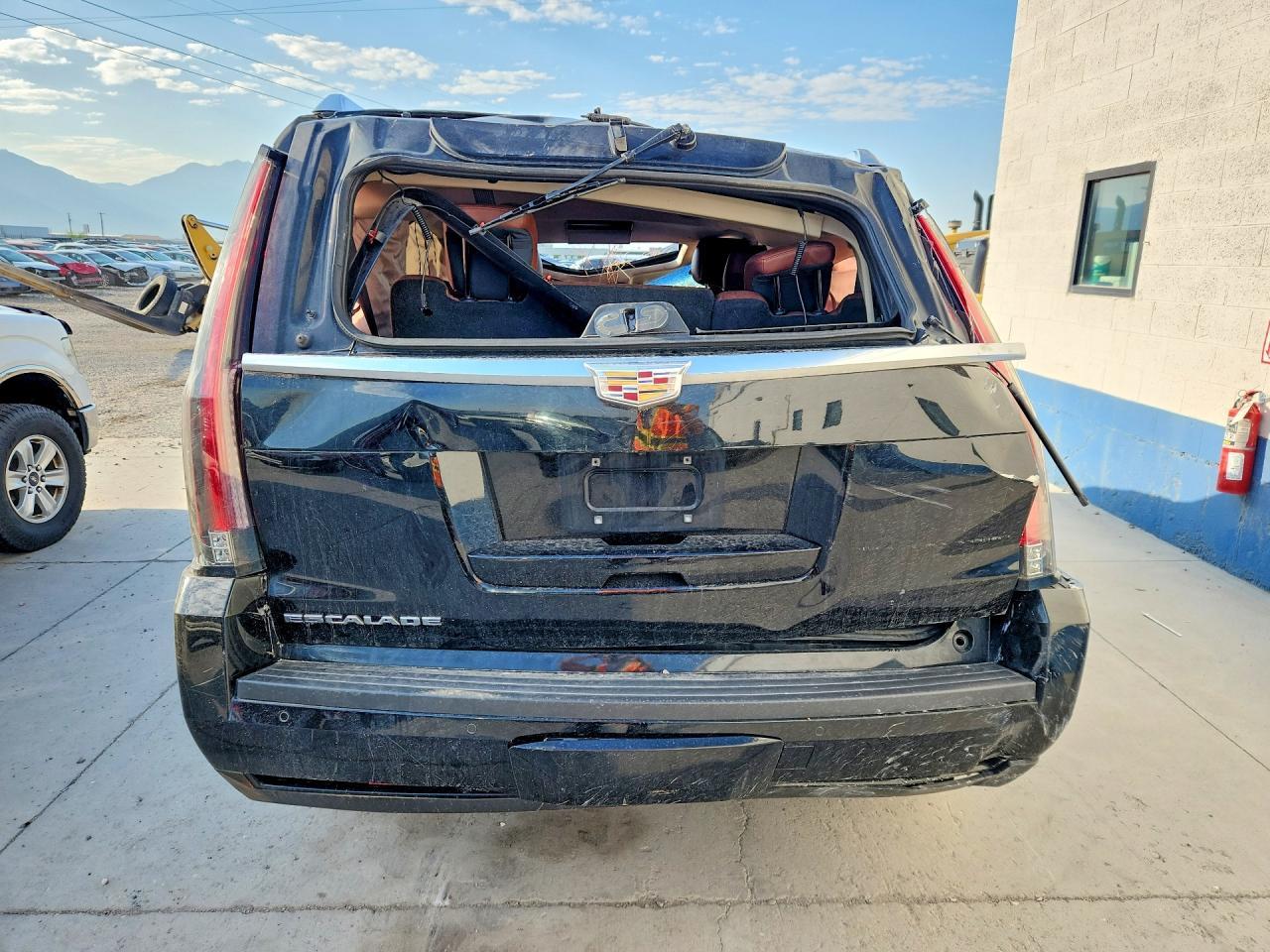 2015 Cadillac Escalade Premium - Фото 6