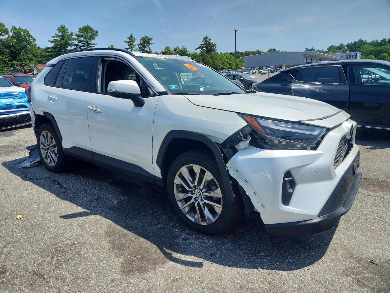 2023 Toyota Rav4 Limited - Image 4