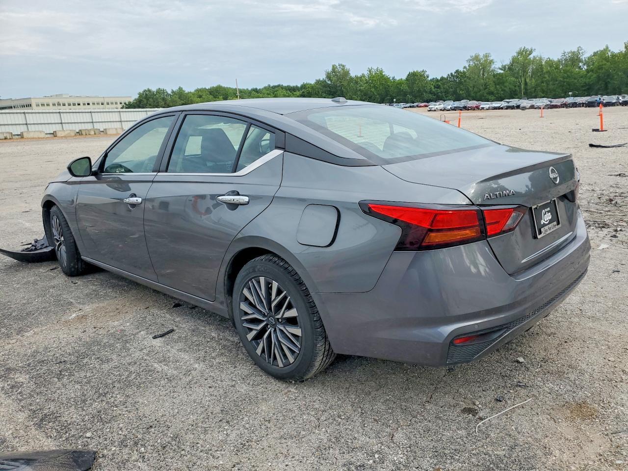 2023 Nissan Altima Sv - Фото 2