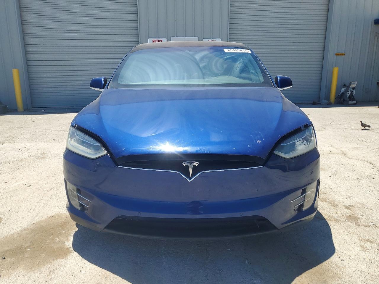 2016 Tesla Model X - Image 5