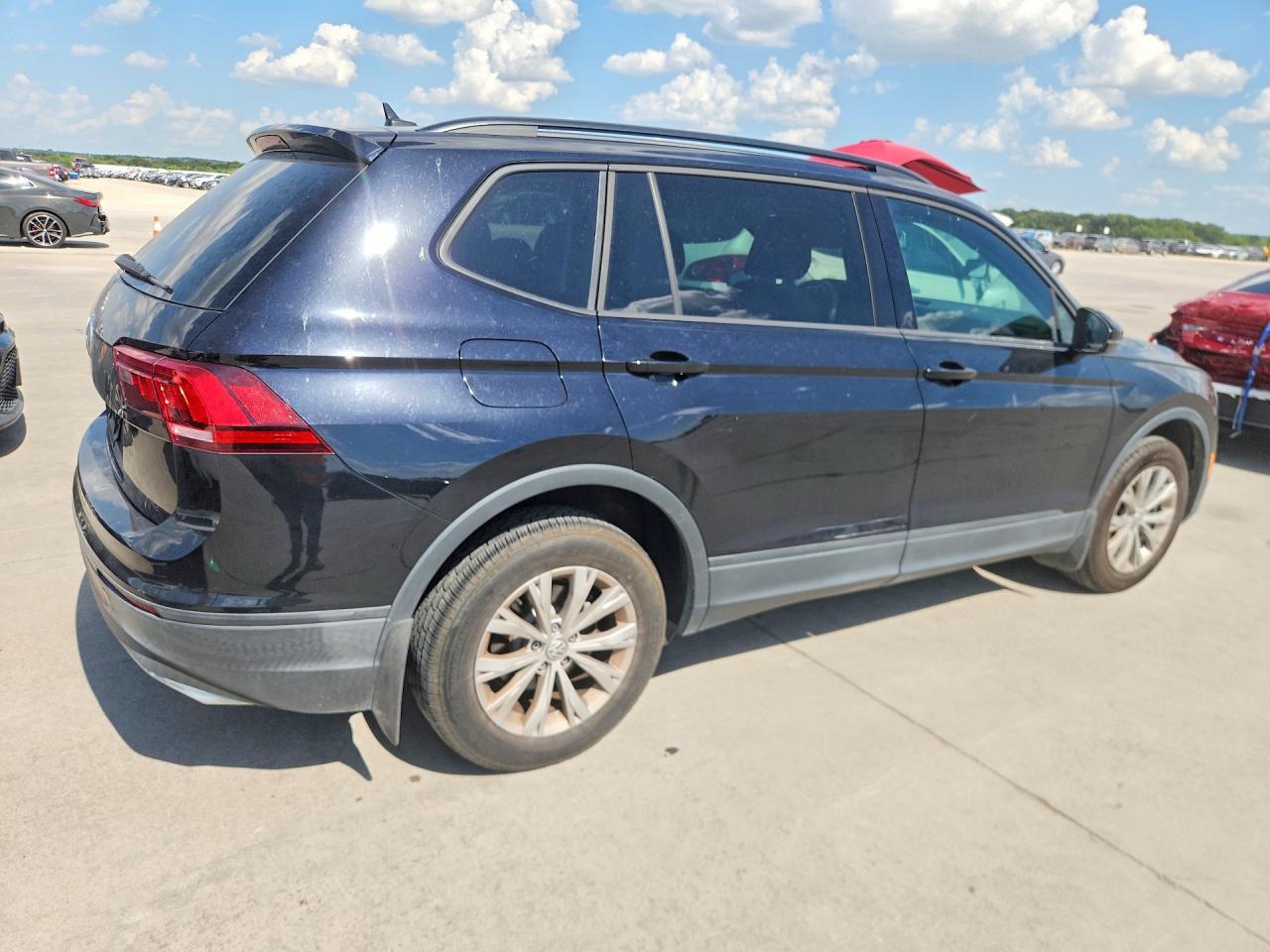2020 Volkswagen Tiguan S - Image 3