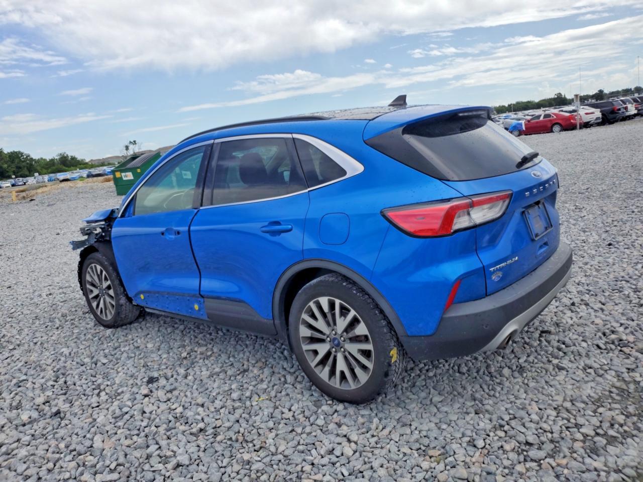 2020 Ford Escape Titanium - Фото 2