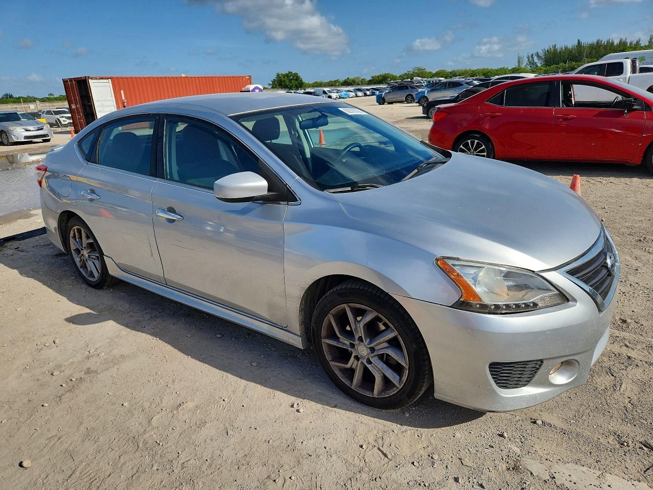 2013 Nissan Sentra S - Фото 4