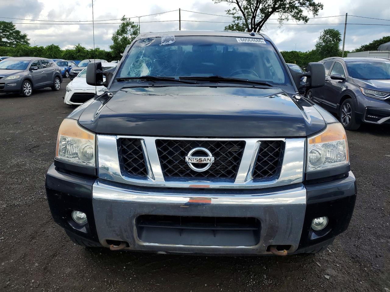 2013 Nissan Titan Sv - Image 5