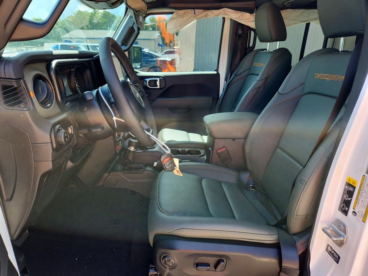 2026 Jeep Gladiator Mojave - Фото 7