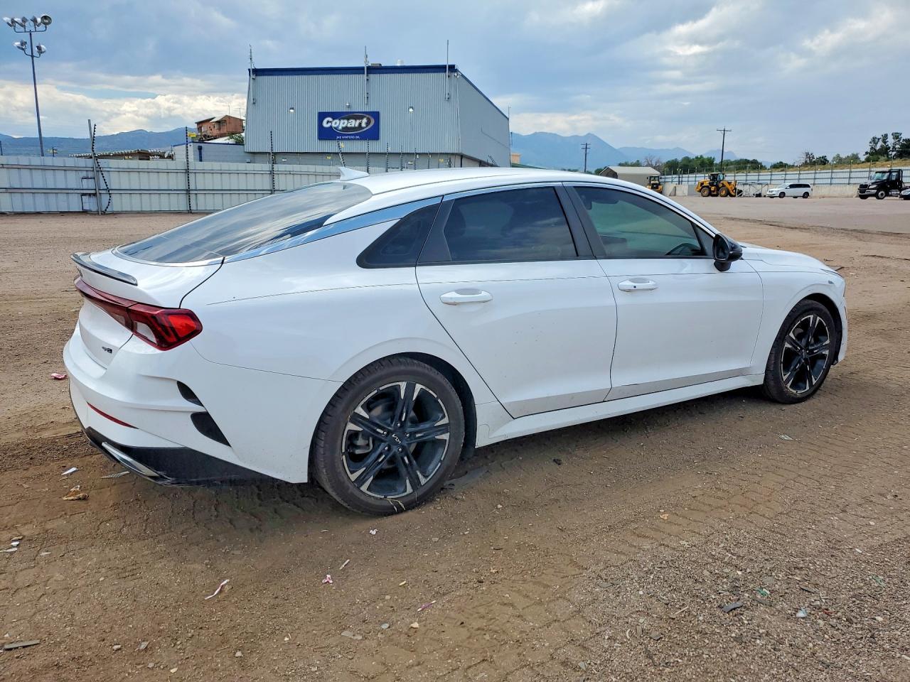 2022 Kia K5 Gt Line - Фото 3