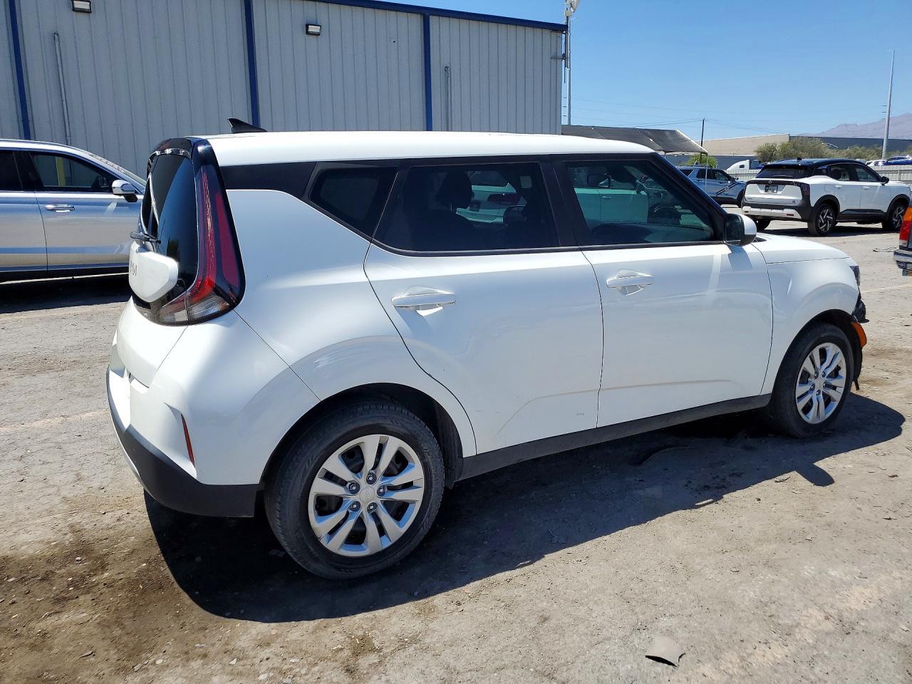 2023 Kia Soul Lx - Фото 3