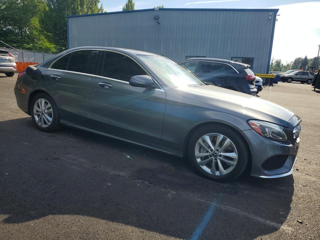 2017 Mercedes-Benz C 300 - Image 4