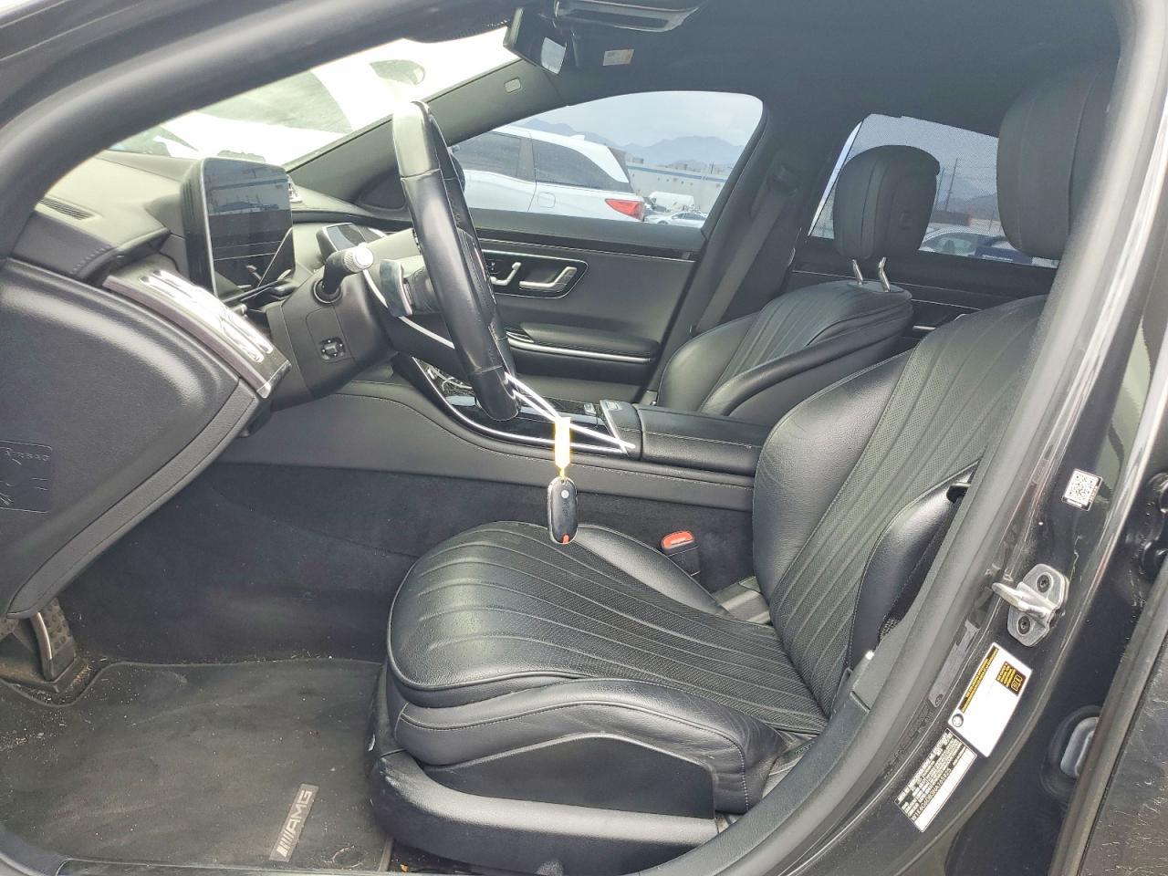 2022 Mercedes-Benz S 500 4Matic - Image 7