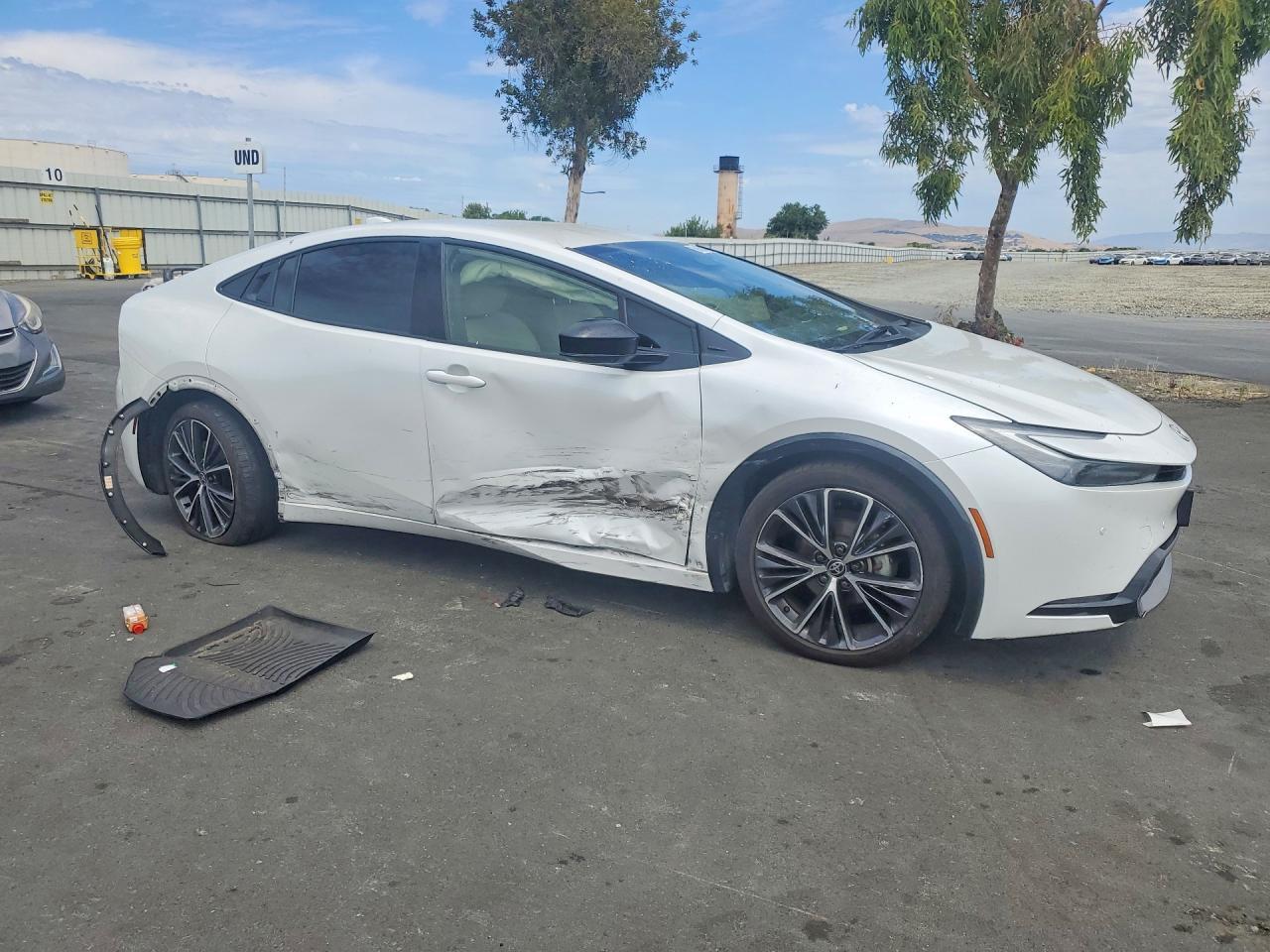 2023 Toyota Prius Xle - Фото 4