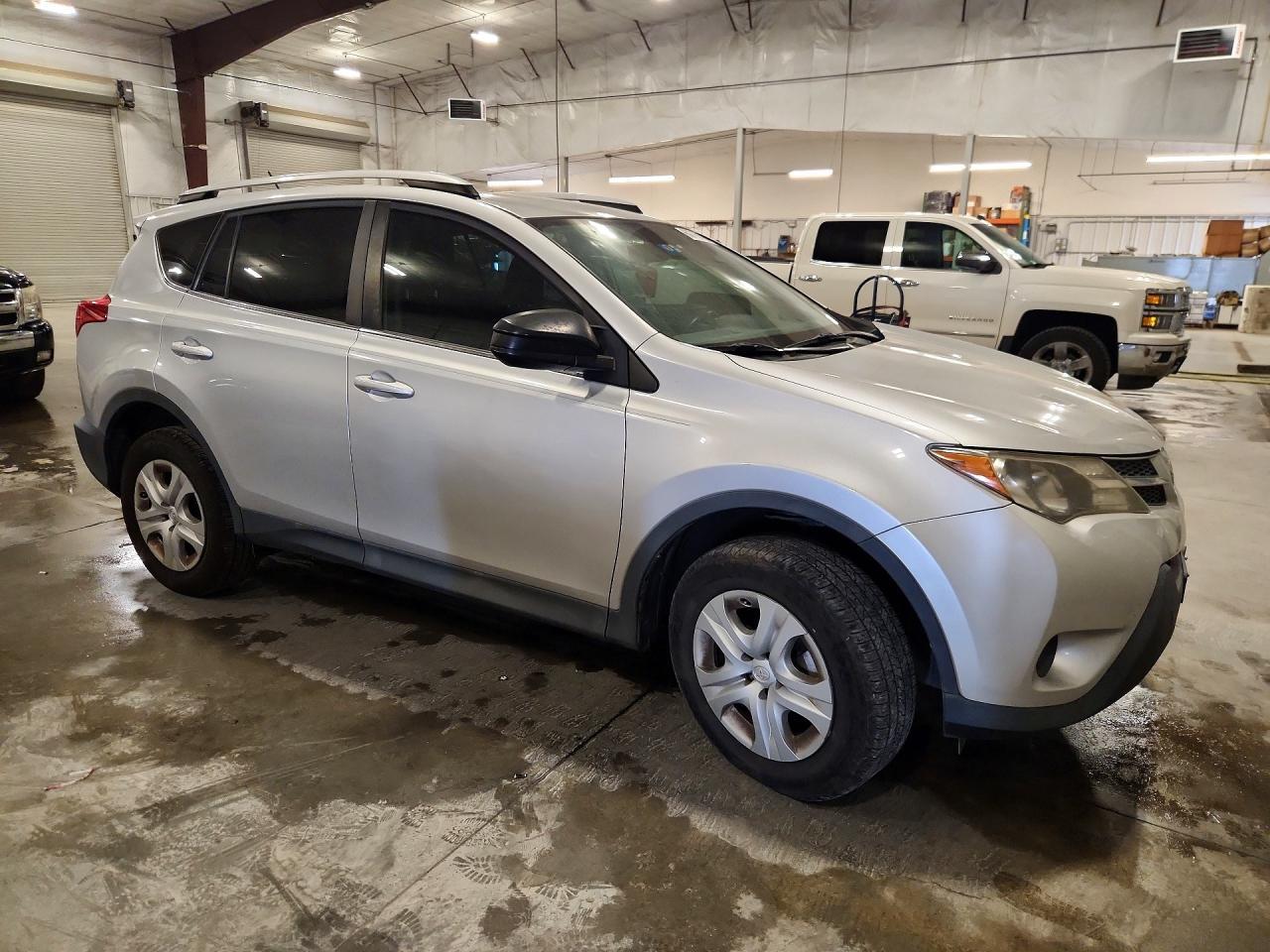 2015 Toyota Rav4 Le - Фото 4