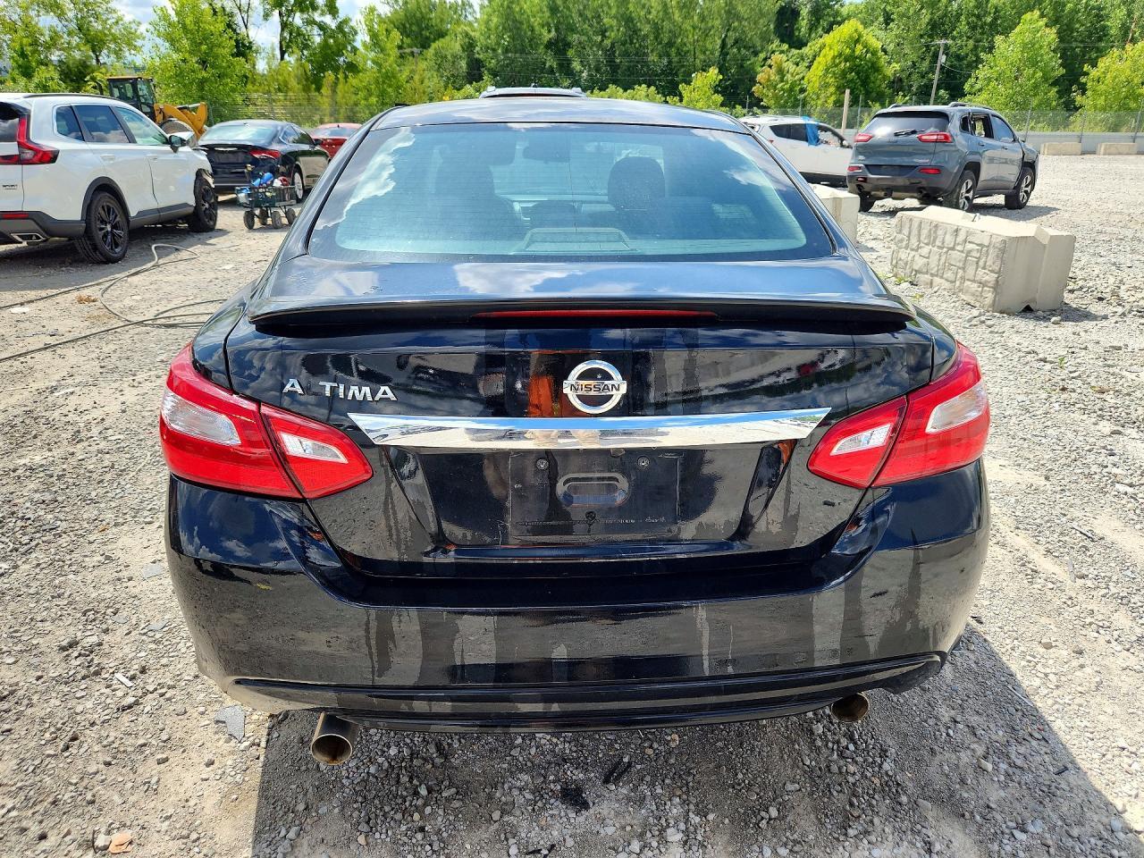 2016 Nissan Altima 2.5 S - Фото 6