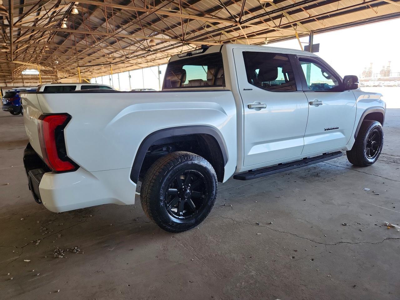 2026 Toyota Tundra Limited - Фото 3