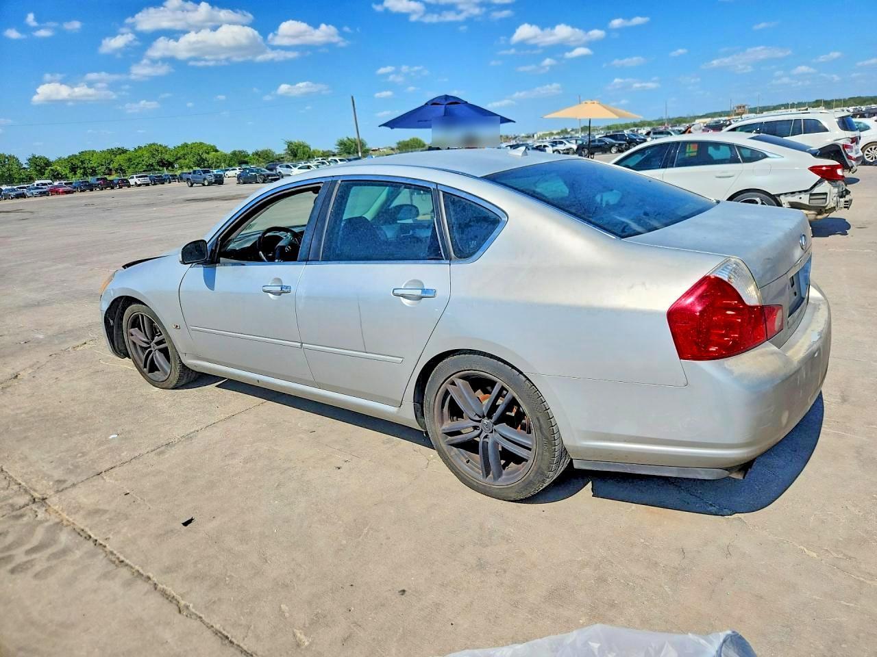 2006 Infiniti M45 Base/Sport - Image 2