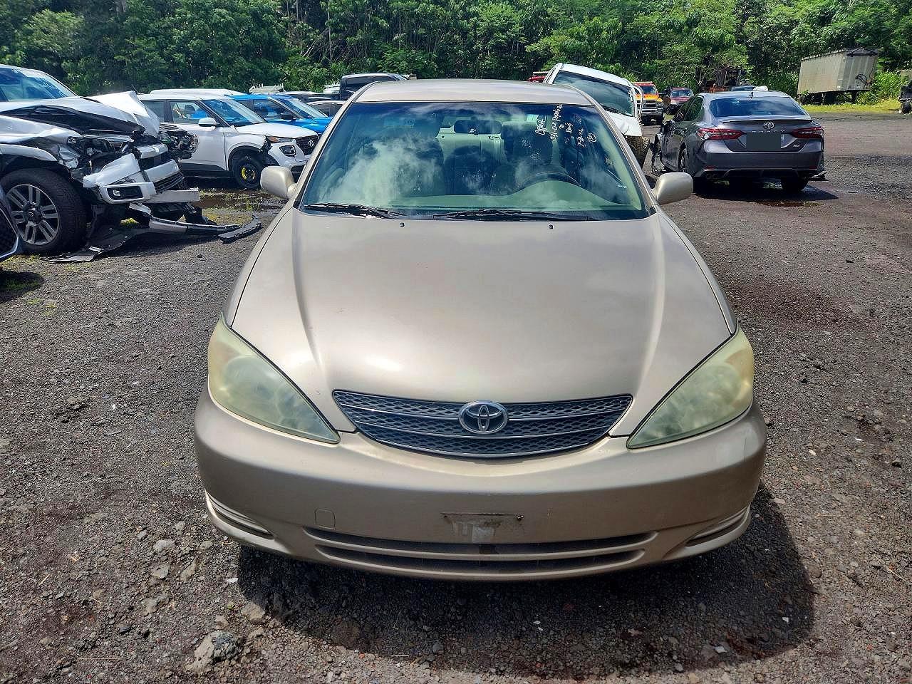 2002 Toyota Camry Le - Фото 5