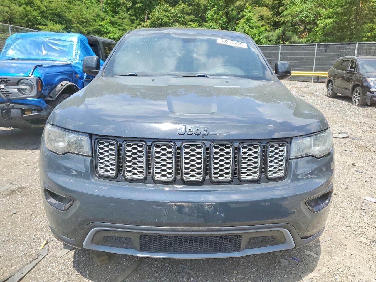 2018 Jeep Grand Cherokee Laredo - Image 5