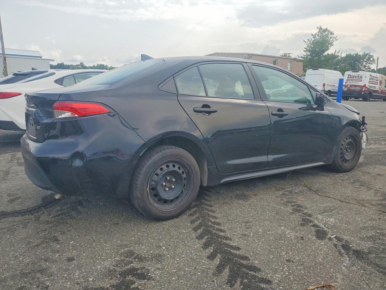 2023 Toyota Corolla Le - Image 3