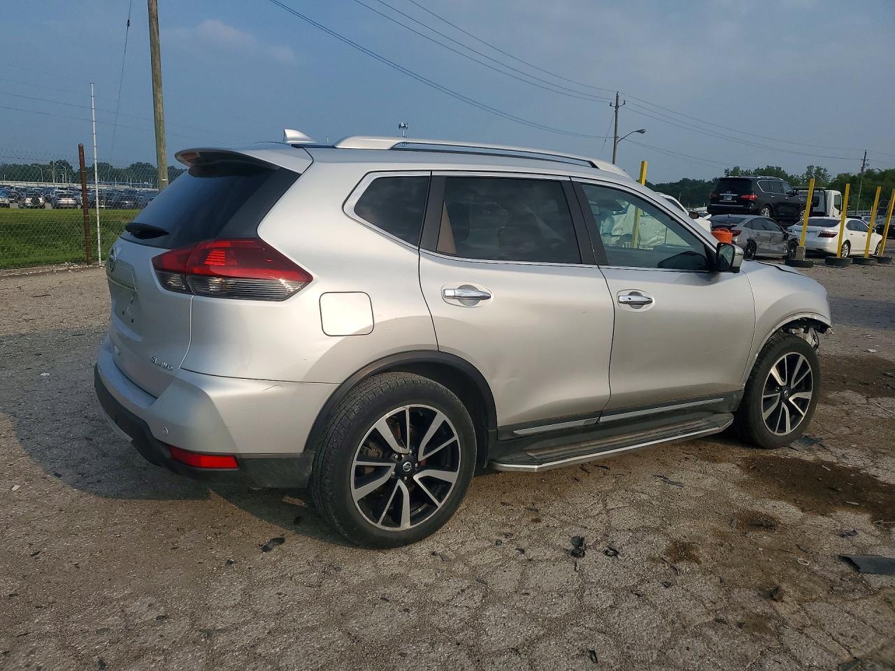 2020 Nissan Rogue Sl - Фото 3