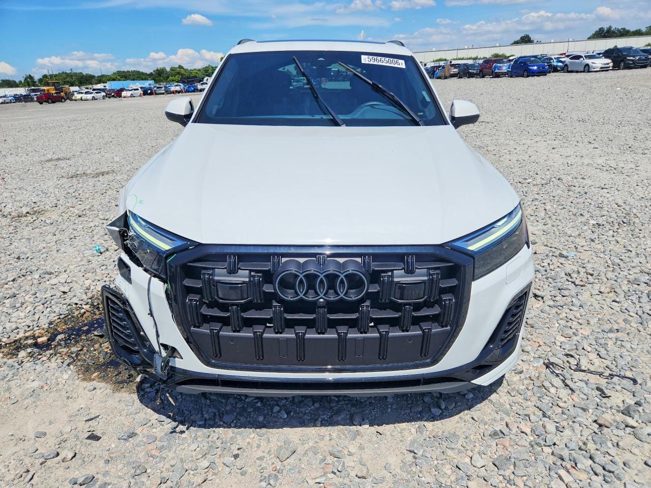 2025 Audi Q7 Premium Plus - Фото 5
