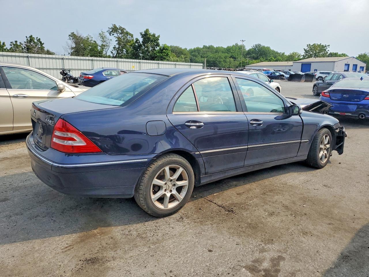2007 Mercedes-Benz C 280 4Matic - Image 3