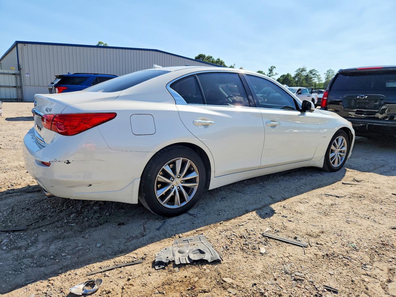 2017 Infiniti Q50 3.0T Premium - Image 3