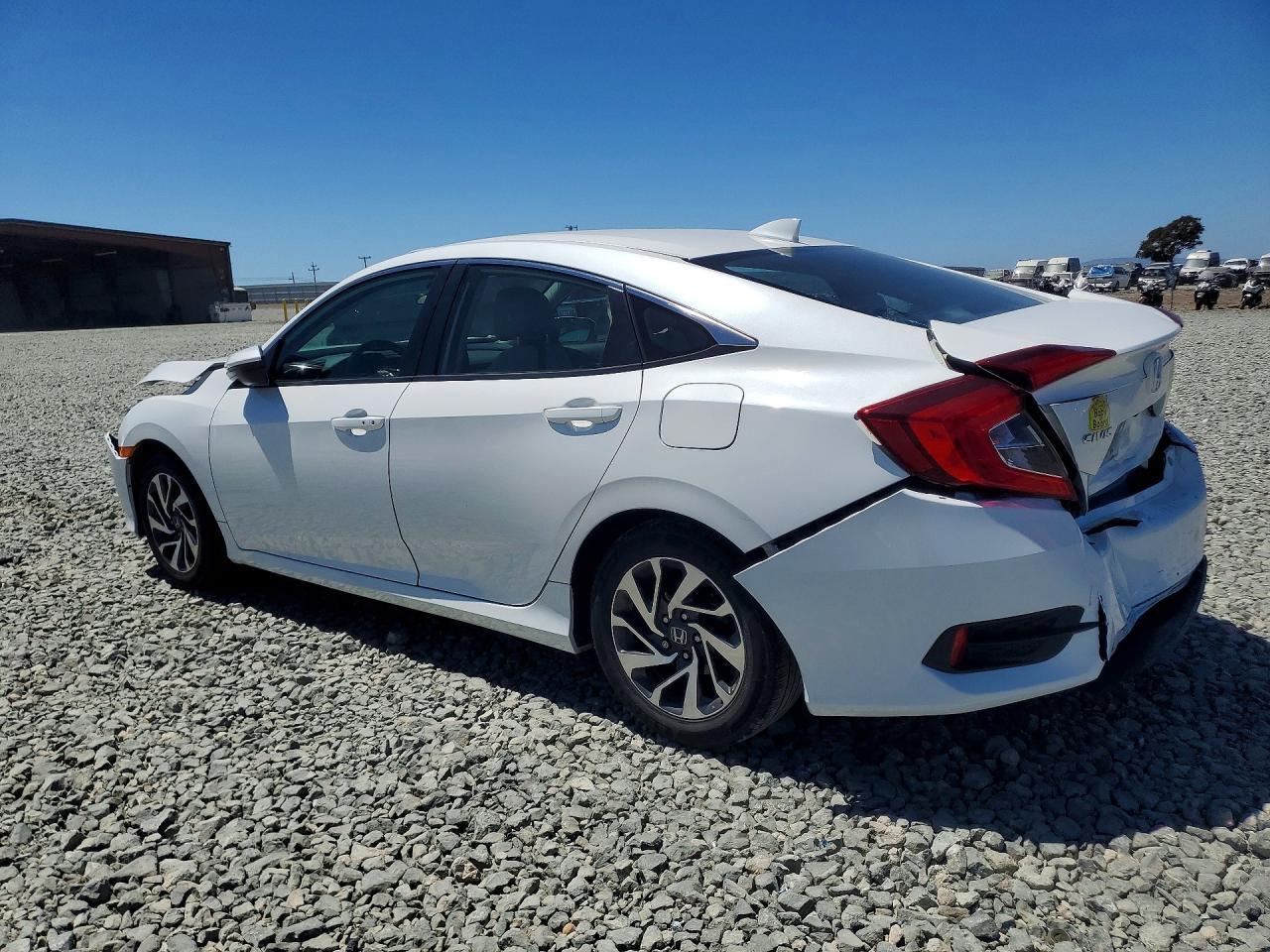 2017 Honda Civic Ex - Фото 2